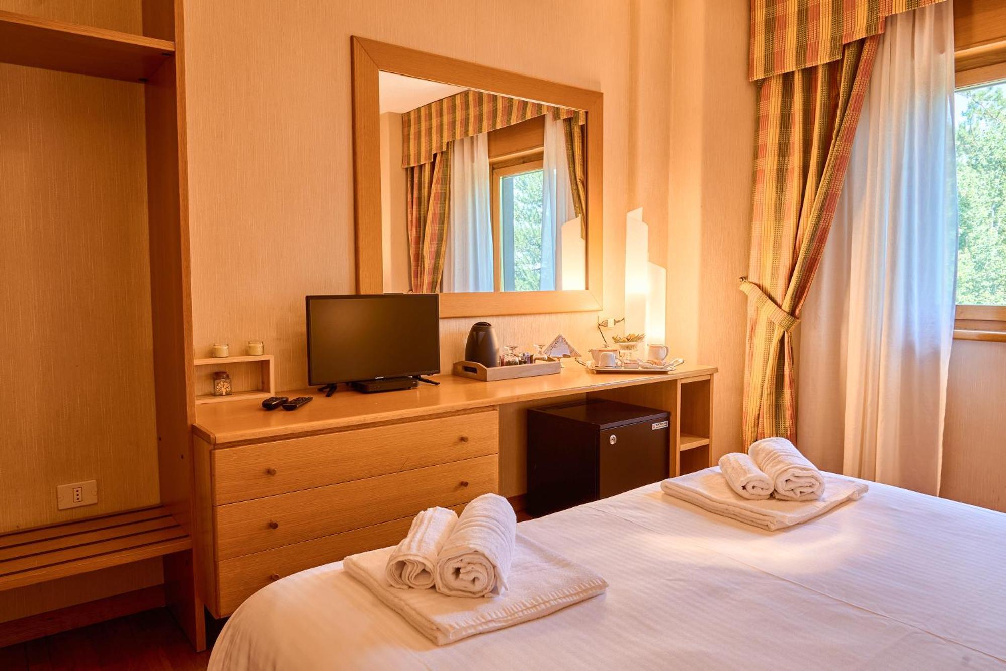 Hotel Camigliatello Camigliatello Silano Buitenkant foto