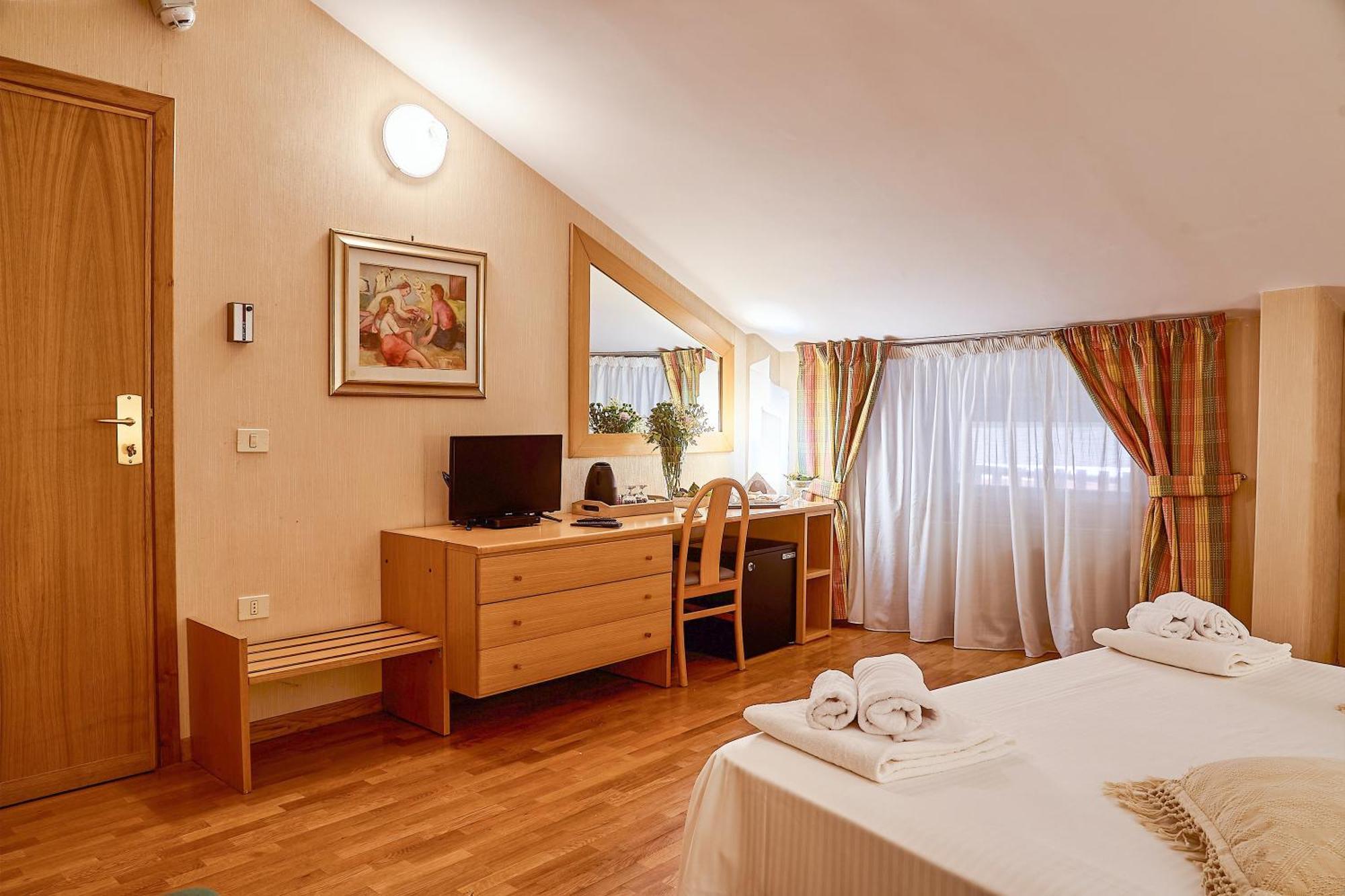 Hotel Camigliatello Camigliatello Silano Buitenkant foto